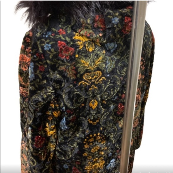 Vintage Brocade Après Ski Carpet Jacket - Picture 4 of 5